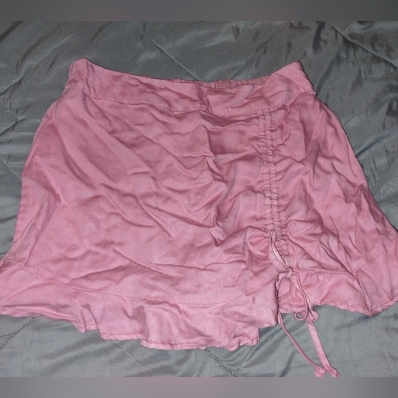 New White Birch Pink Ruched Mini Skort - Picture 3 of 4